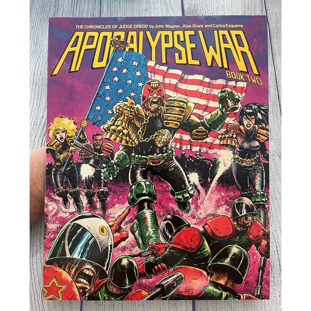 Apocalypse War Book 2 Judge Dredd Graphic Novel Book By John Wagner, Titan, 1984